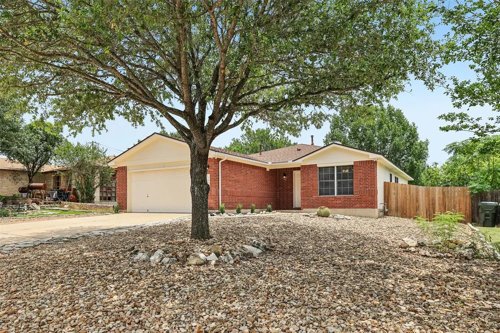 152 Grant Way Kyle TX 78640