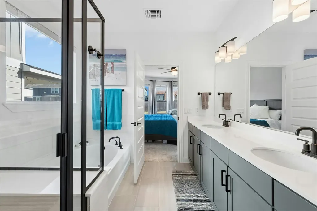 136 Banyon Drive Liberty Hill TX 78642