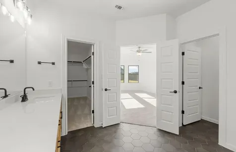 121 Keswick Street Liberty Hill TX 78642