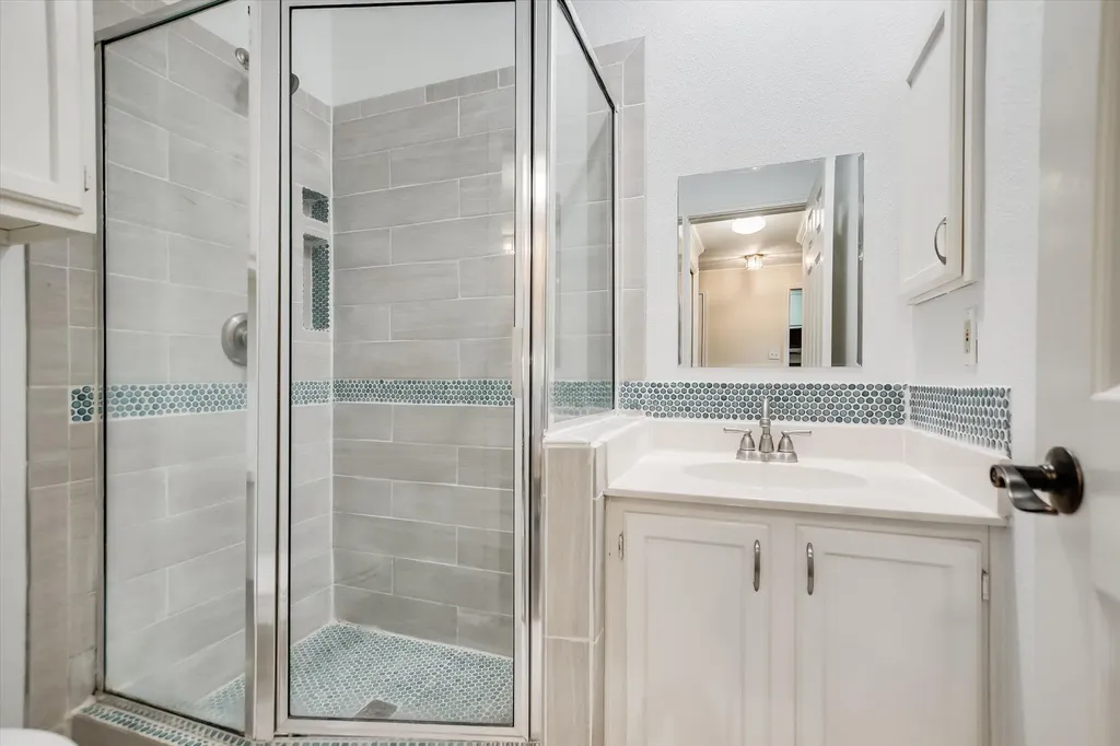 1741 Spyglass Drive Austin TX 78746
