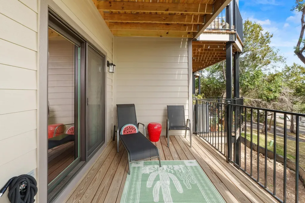1741 Spyglass Drive Austin TX 78746