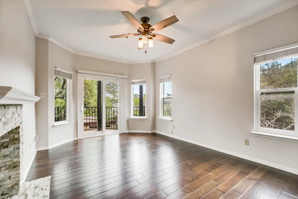 1741 Spyglass Drive Austin TX 78746