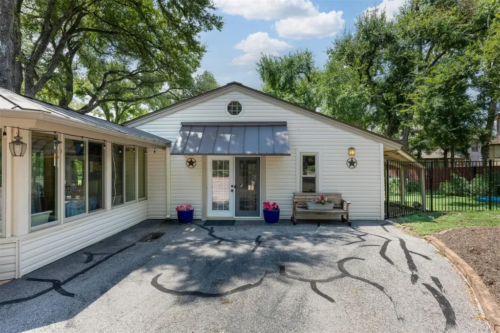 9911 Anderson Mill Road Austin TX 78750