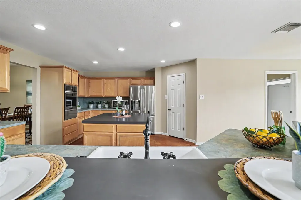 404 Mustang Way Georgetown TX 78633