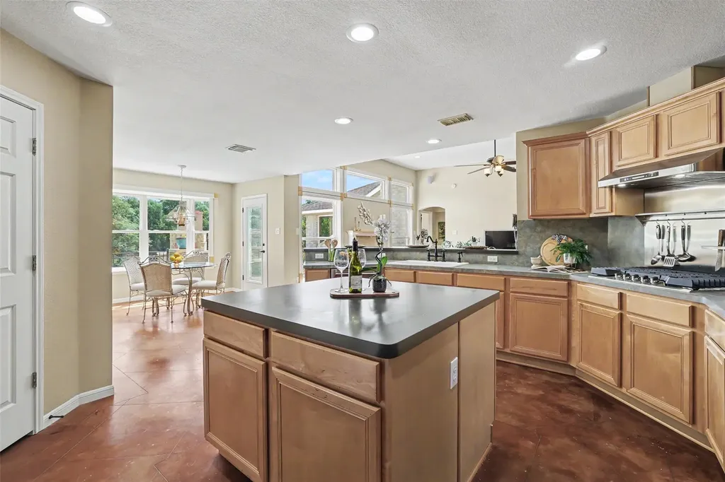 404 Mustang Way Georgetown TX 78633