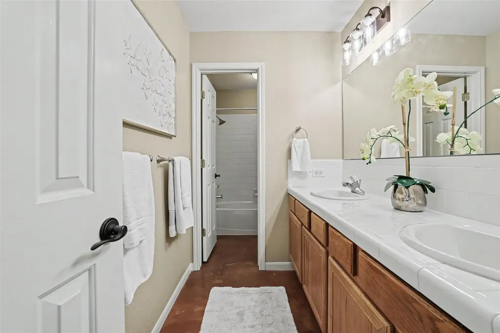 404 Mustang Way Georgetown TX 78633