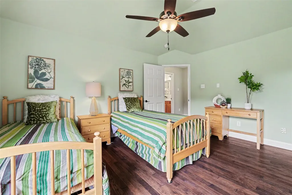 404 Mustang Way Georgetown TX 78633