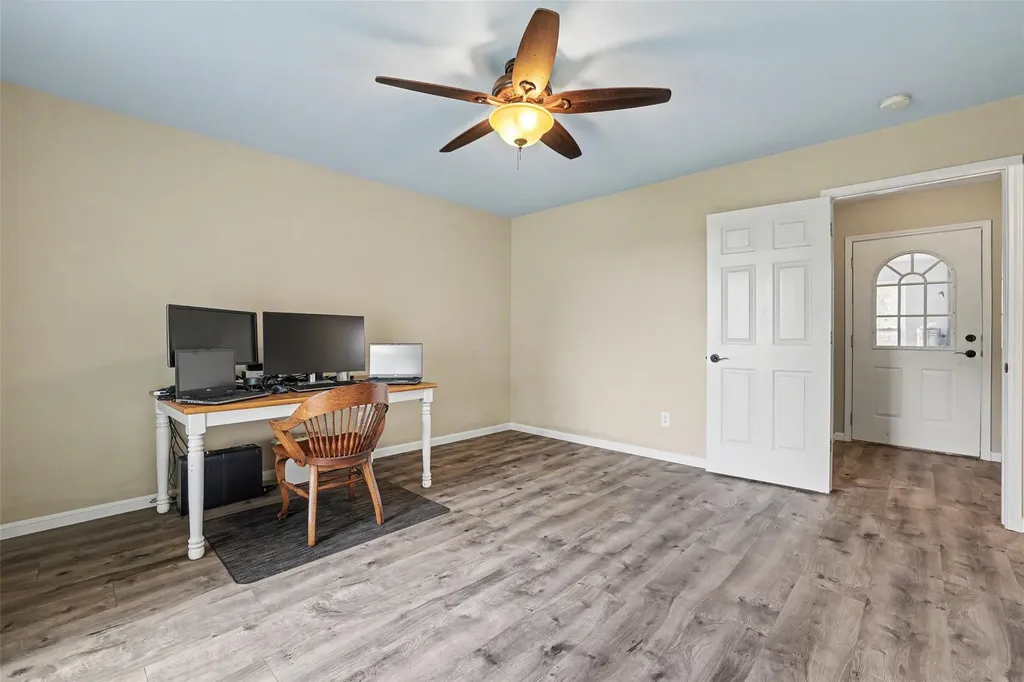 404 Mustang Way Georgetown TX 78633