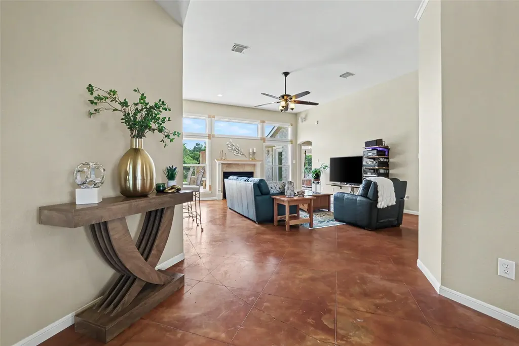 404 Mustang Way Georgetown TX 78633