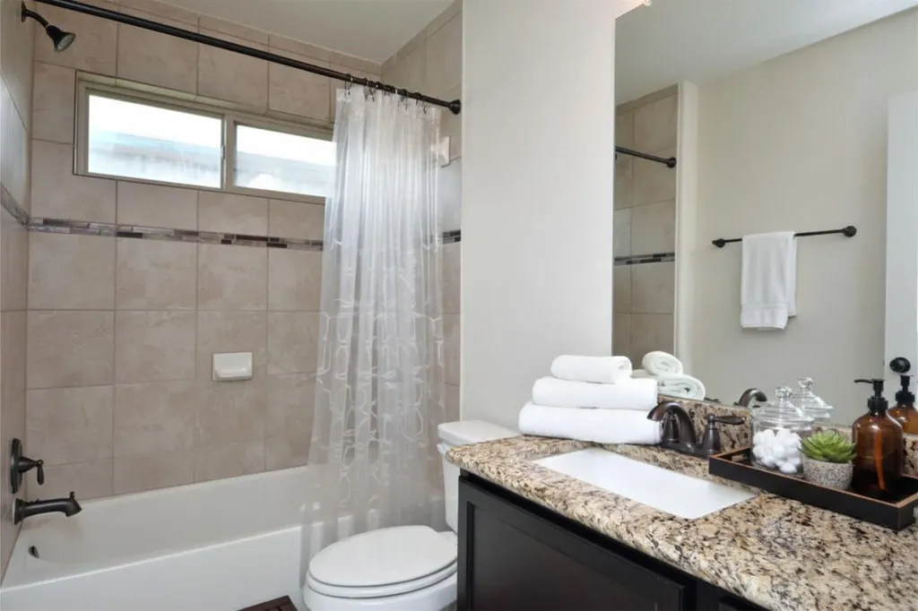 1922 Tawakoni Drive Round Rock TX 78664
