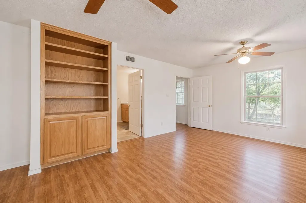 153 Pleasant Grove Road Elgin TX 78621
