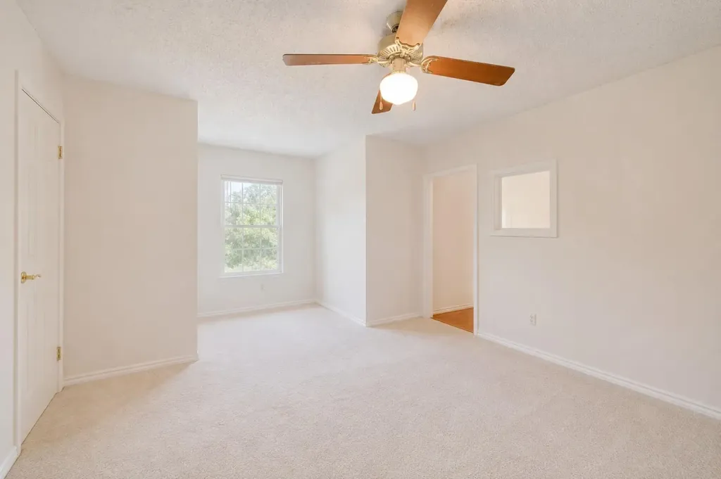 153 Pleasant Grove Road Elgin TX 78621