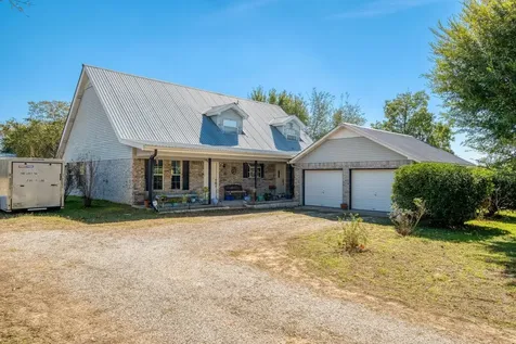 153 Pleasant Grove Road Elgin TX 78621