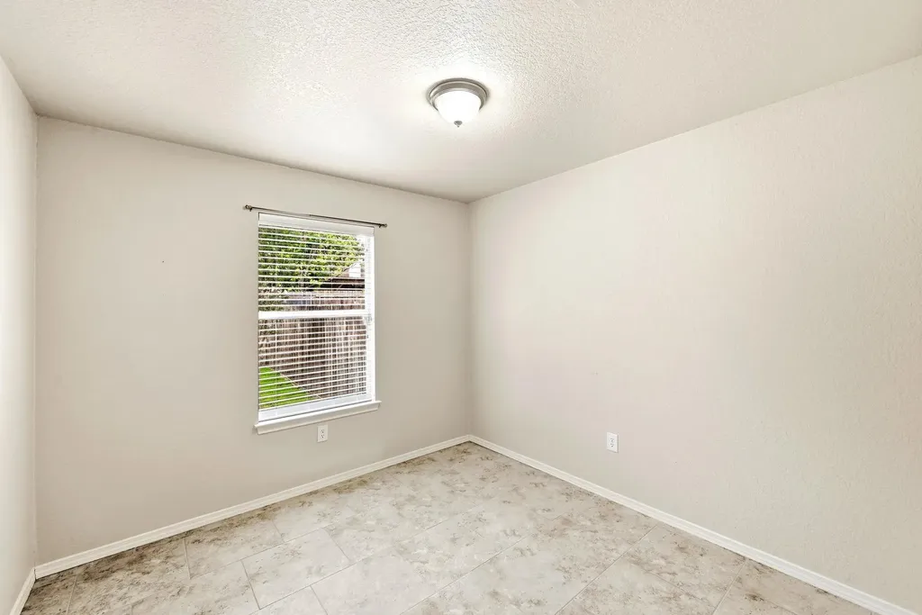 186 Prairie Springs Loop Georgetown TX 78626
