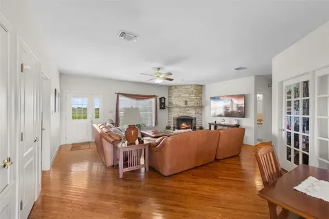 18108 Werchan Lane Coupland TX 78615