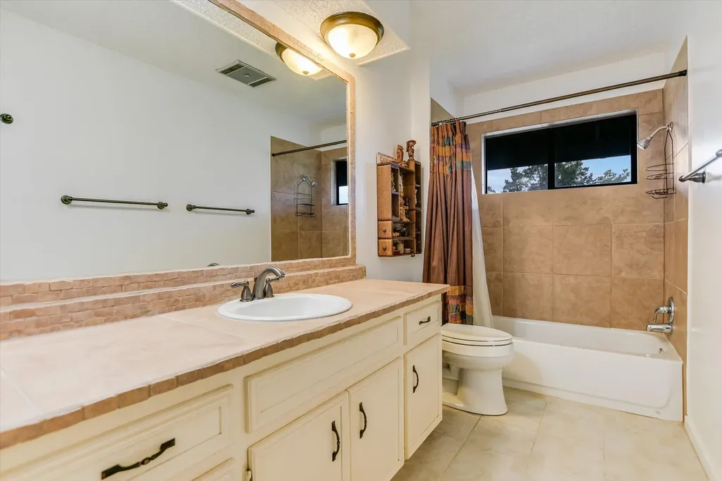 5500 Blueridge Court Austin TX 78731