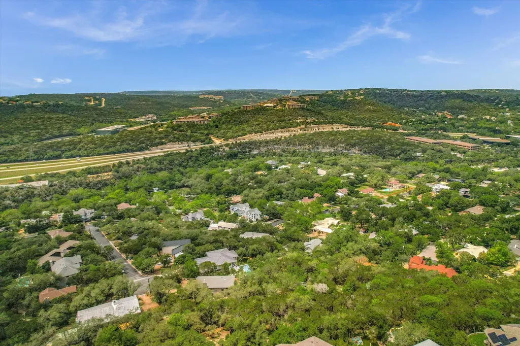 5500 Blueridge Court Austin TX 78731