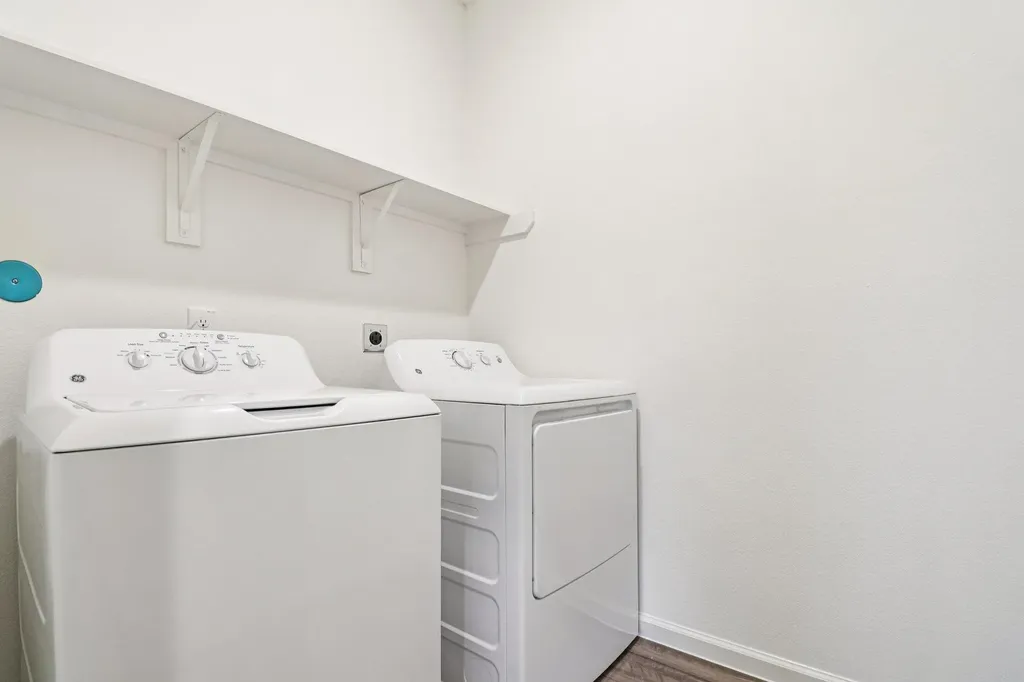 5329 Calluna Drive Austin TX 78725