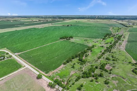 12500 Felder Lane Coupland TX 78615