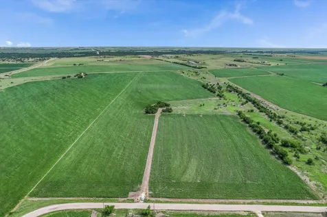 12500 Felder Lane Coupland TX 78615