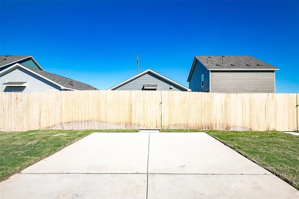 1133 Largemouth Lane Bastrop TX 78602