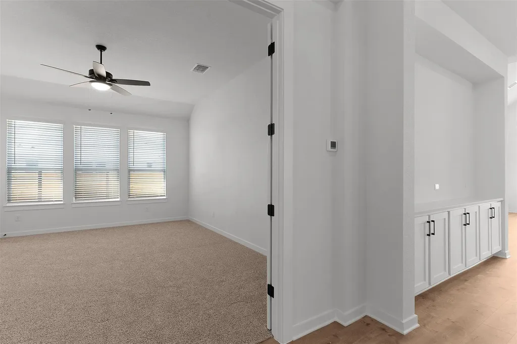 328 Ridgewell Loop Georgetown TX 78633