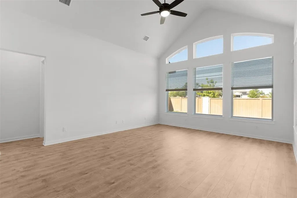 328 Ridgewell Loop Georgetown TX 78633