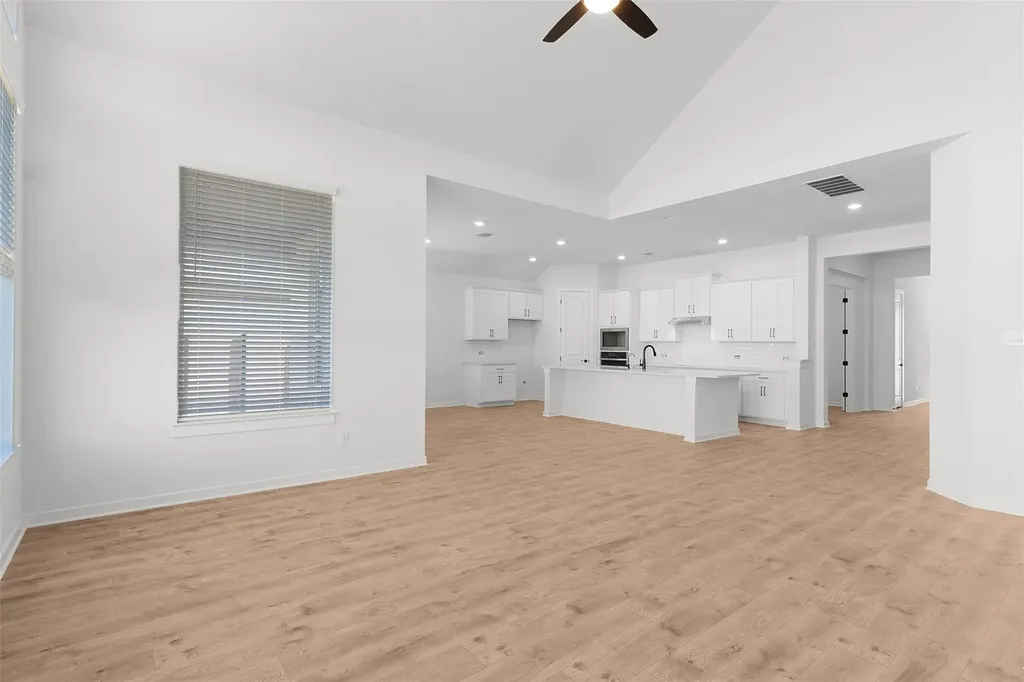 328 Ridgewell Loop Georgetown TX 78633