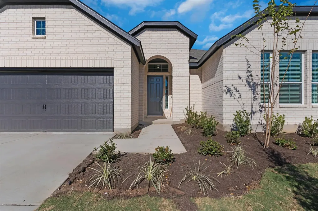 328 Ridgewell Loop Georgetown TX 78633