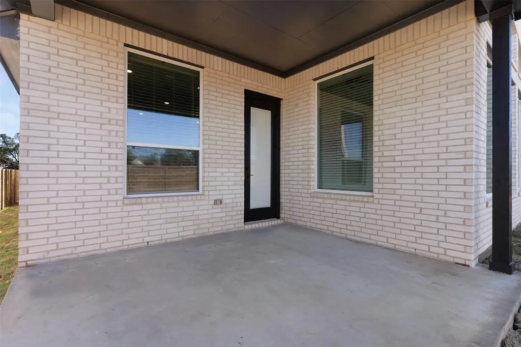 328 Ridgewell Loop Georgetown TX 78633