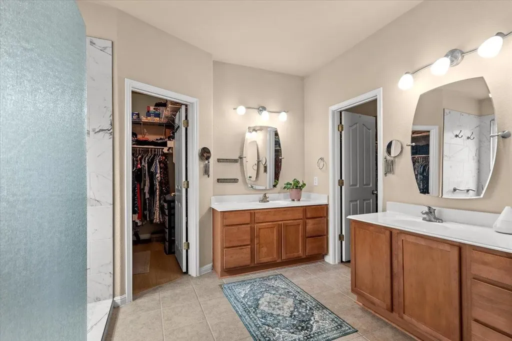 1201 Drake Cove Leander TX 78641