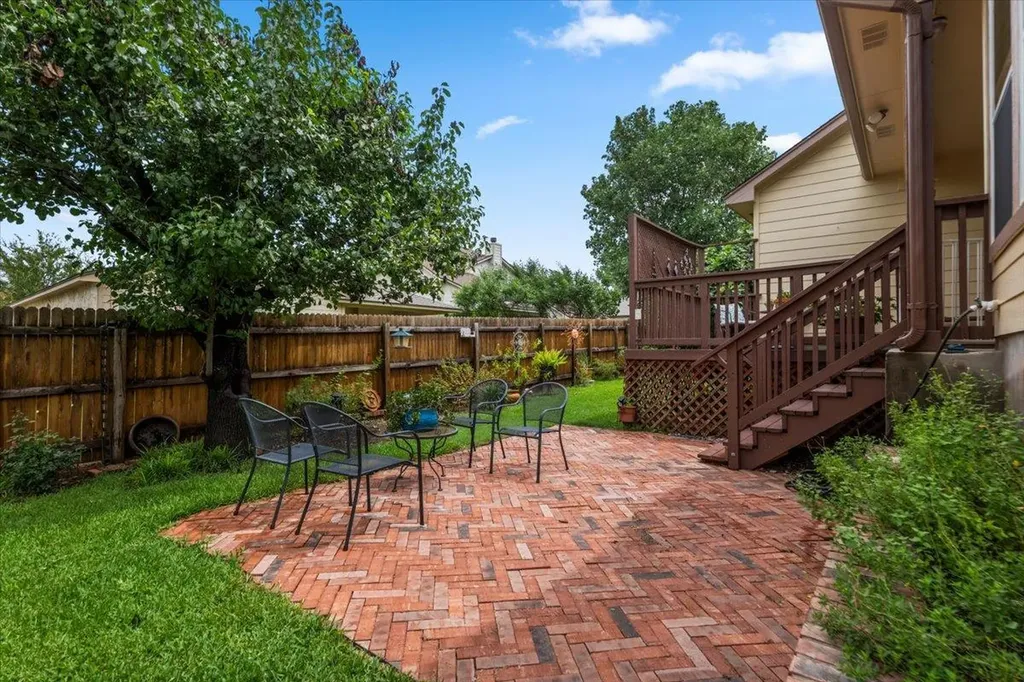 1201 Drake Cove Leander TX 78641