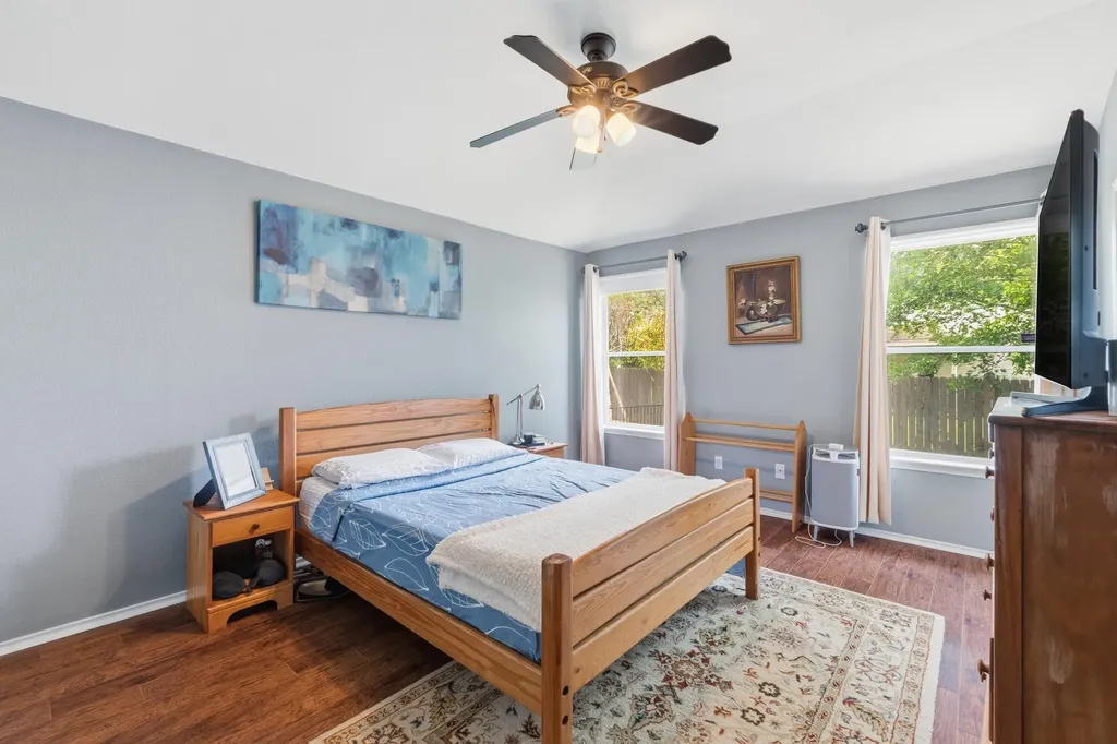 1701 Mcclannahan Drive Austin TX 78748