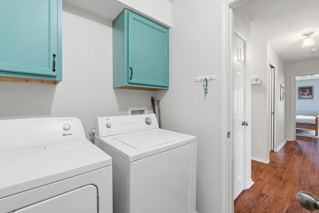 1701 Mcclannahan Drive Austin TX 78748