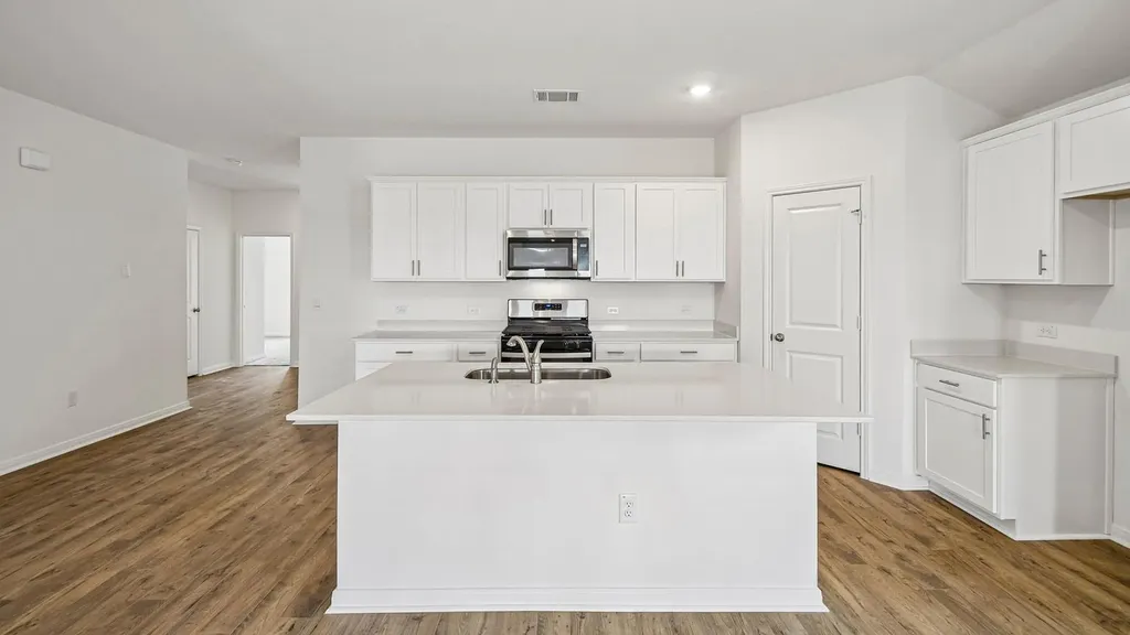 275 Mustang Lake Circle Buda TX 78610