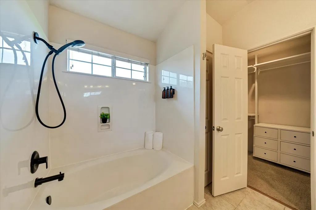 15213 Donna Jane Loop Pflugerville TX 78660