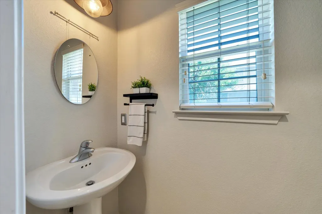 15213 Donna Jane Loop Pflugerville TX 78660