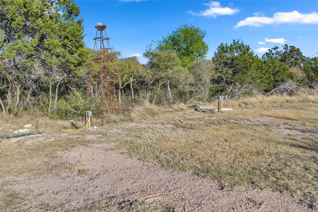 104 County Road 323a Liberty Hill TX 78642