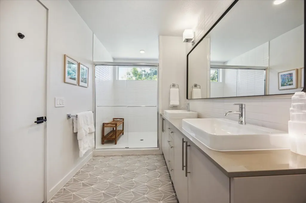 4004 Banister Lane Austin TX 78704