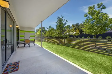 4004 Banister Lane Austin TX 78704