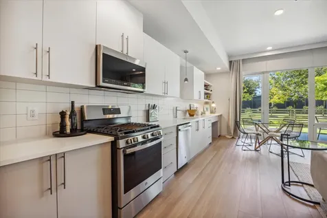 4004 Banister Lane Austin TX 78704