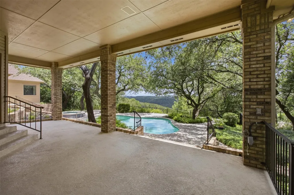 8801 Bell Mountain Drive Austin TX 78730