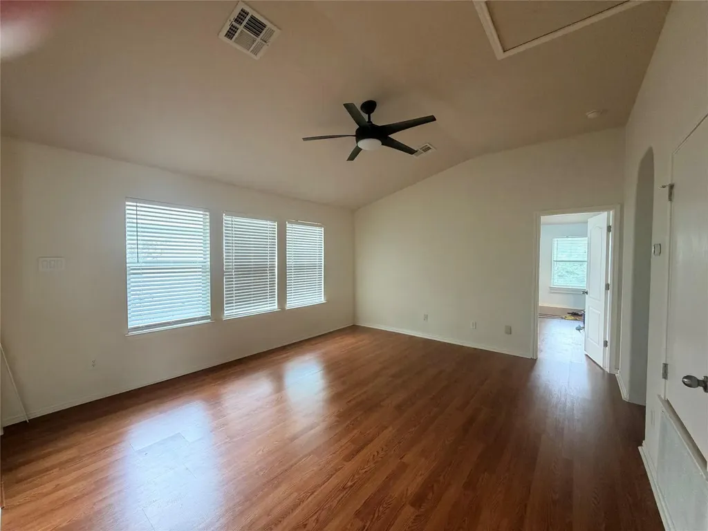 11901 Buzz Schneider Lane Austin TX 78748