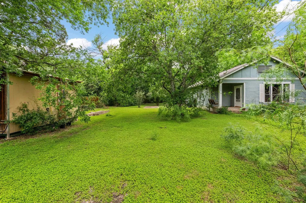1132 Eleanor Street Austin TX 78721