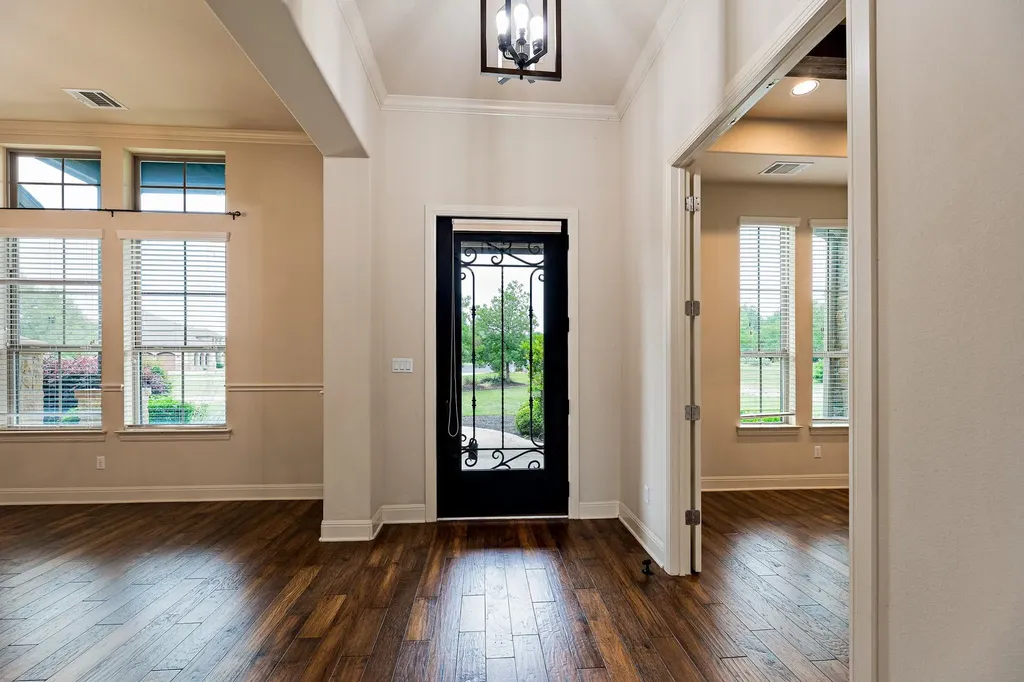 135 Gabriel Vista E Georgetown TX 78633