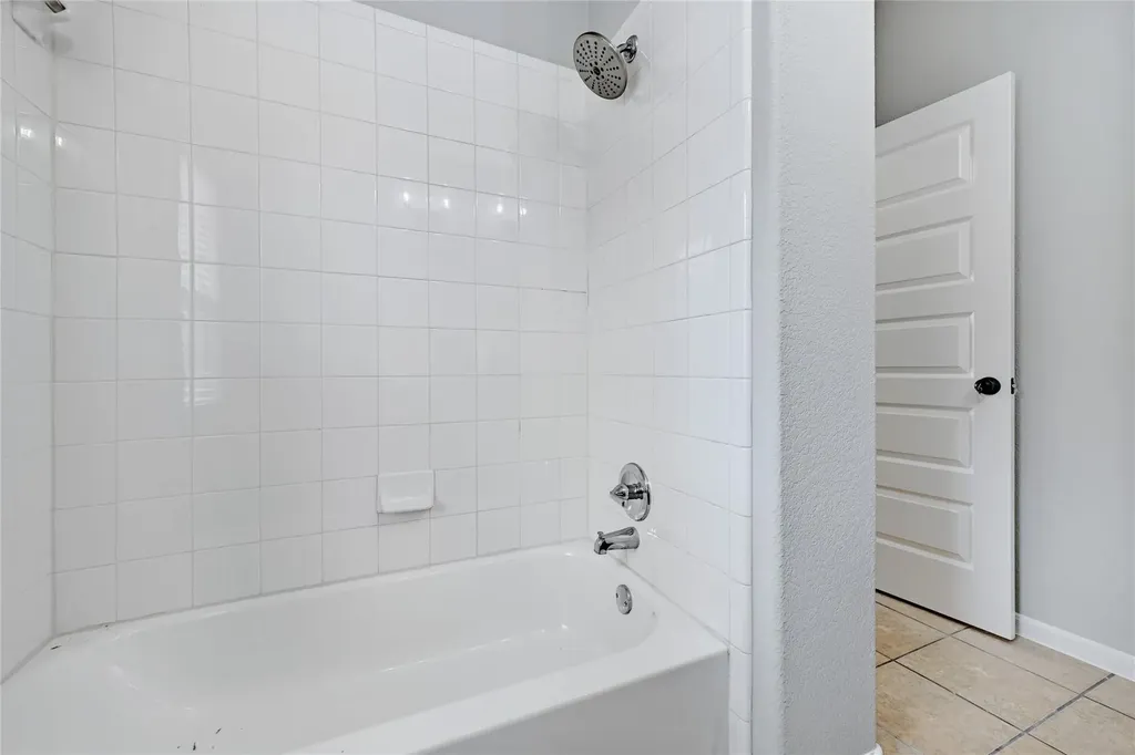 2909 Saville Loop Austin TX 78741
