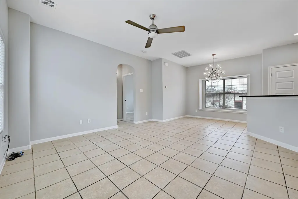 2909 Saville Loop Austin TX 78741
