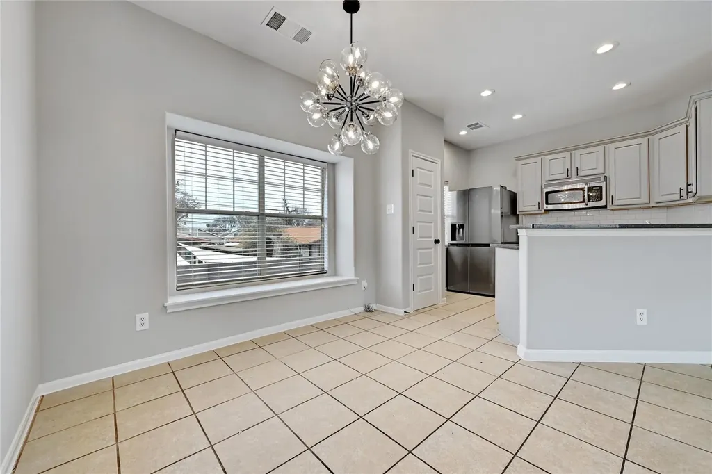 2909 Saville Loop Austin TX 78741