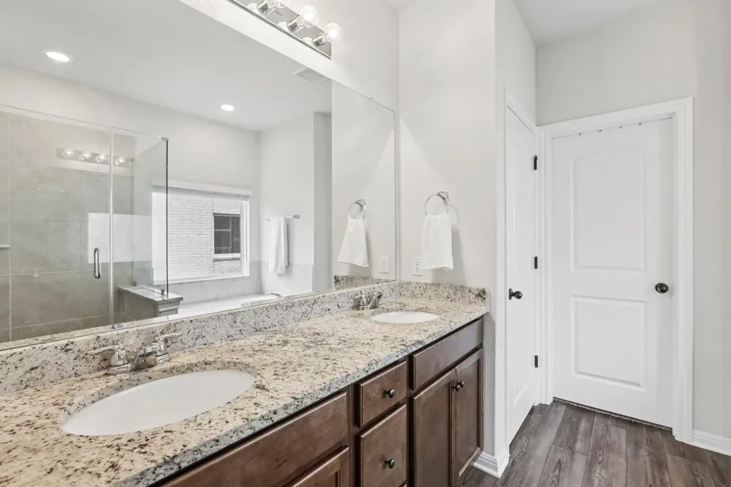 204 Swinging H Lane Georgetown TX 78633