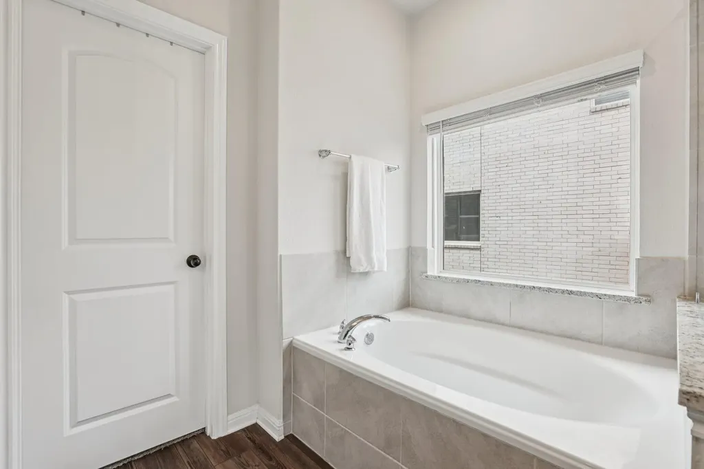 204 Swinging H Lane Georgetown TX 78633